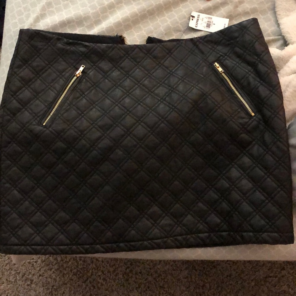 Black leather skirt - Express Size 8